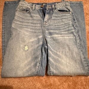 BDG Women's Light Blue Boyfriend Jeans